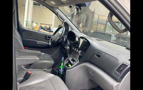 Hyundai Grand Starex Grand Starex I рестайлинг 2, 2012 год, 2 100 000 рублей, 9 фотография