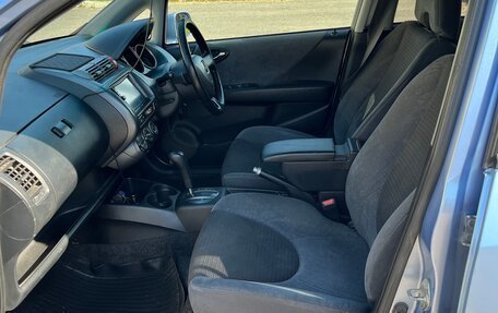 Honda Fit III, 2003 год, 360 000 рублей, 7 фотография