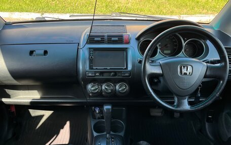 Honda Fit III, 2003 год, 360 000 рублей, 12 фотография