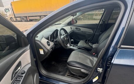 Chevrolet Cruze II, 2009 год, 10 фотография