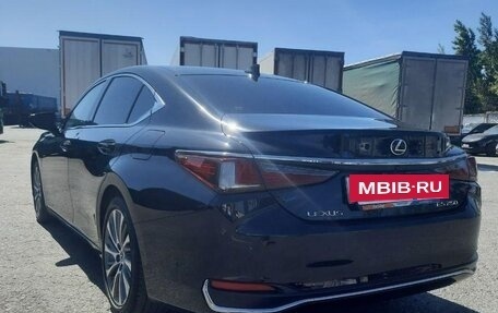 Lexus ES VII, 2020 год, 3 700 000 рублей, 7 фотография