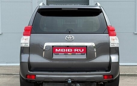 Toyota Land Cruiser Prado 150 рестайлинг 2, 2011 год, 2 713 000 рублей, 6 фотография