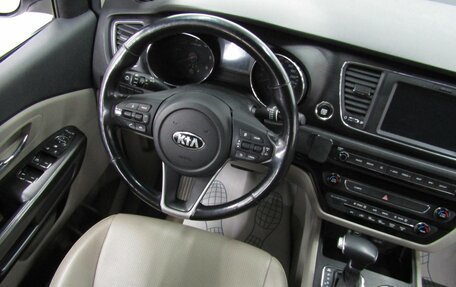 KIA Carnival III, 2019 год, 2 790 000 рублей, 15 фотография