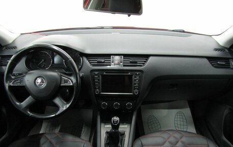 Skoda Octavia, 2015 год, 1 090 000 рублей, 14 фотография