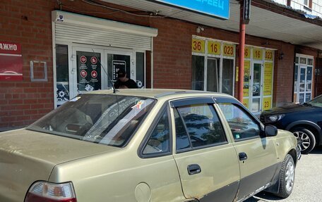 Daewoo Nexia I рестайлинг, 2008 год, 100 000 рублей, 4 фотография