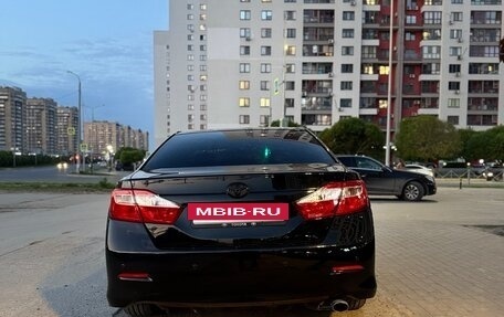 Toyota Camry, 2012 год, 1 970 000 рублей, 6 фотография