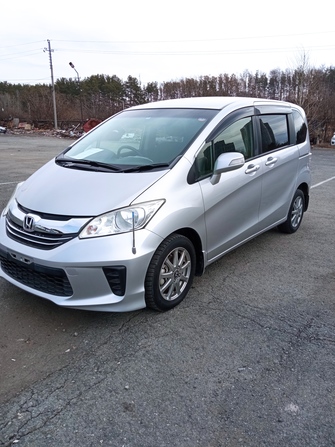 Honda Freed I, 2014 год, 1 297 000 рублей, 1 фотография