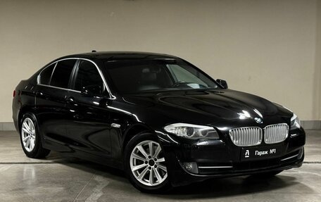 BMW 5 серия, 2011 год, 775 000 рублей, 1 фотография