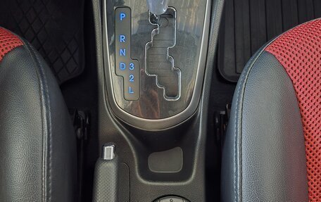 Hyundai Solaris II рестайлинг, 2011 год, 750 000 рублей, 16 фотография