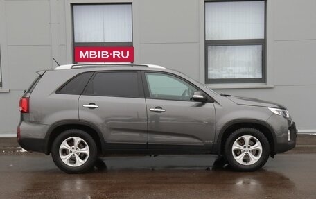 KIA Sorento II рестайлинг, 2017 год, 1 844 400 рублей, 4 фотография
