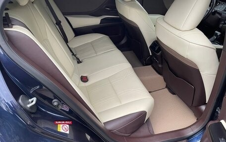 Lexus ES VII, 2018 год, 4 030 000 рублей, 13 фотография