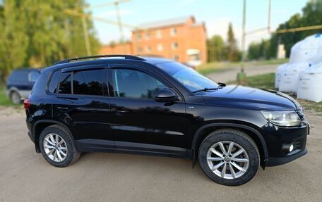 Volkswagen Tiguan I, 2015 год, 1 480 000 рублей, 2 фотография