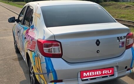 Renault Logan II, 2018 год, 700 000 рублей, 11 фотография