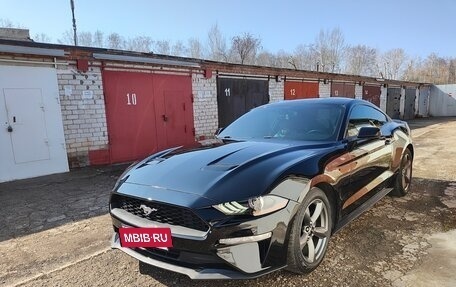 Ford Mustang VI рестайлинг, 2018 год, 3 150 000 рублей, 8 фотография
