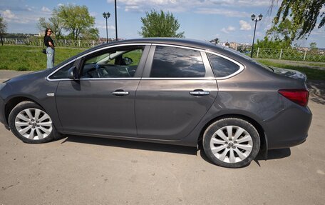 Opel Astra J, 2012 год, 880 000 рублей, 5 фотография