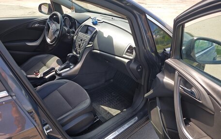 Opel Astra J, 2012 год, 880 000 рублей, 13 фотография