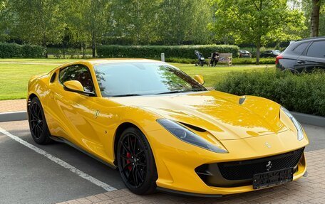 Ferrari 812, 2018 год, 31 500 000 рублей, 14 фотография