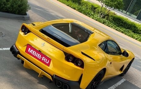 Ferrari 812, 2018 год, 31 500 000 рублей, 9 фотография