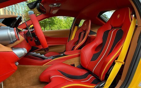 Ferrari 812, 2018 год, 31 500 000 рублей, 22 фотография