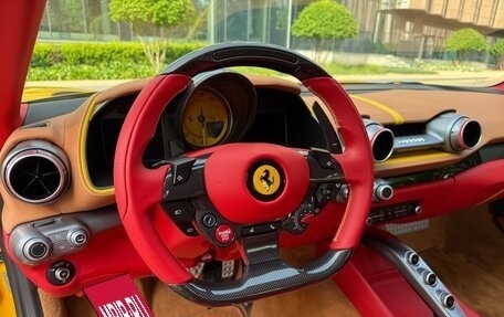 Ferrari 812, 2018 год, 31 500 000 рублей, 25 фотография