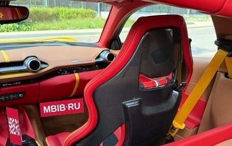 Ferrari 812, 2018 год, 31 500 000 рублей, 33 фотография