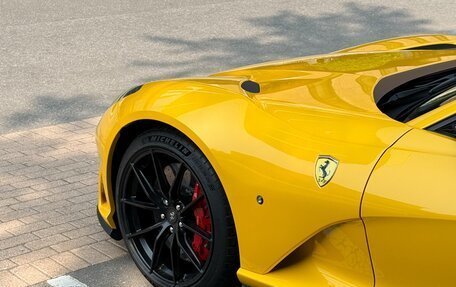 Ferrari 812, 2018 год, 31 500 000 рублей, 38 фотография