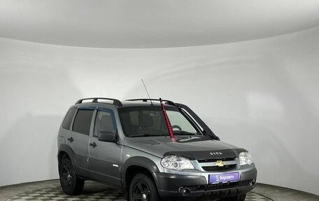 Chevrolet Niva I рестайлинг, 2015 год, 685 000 рублей, 2 фотография