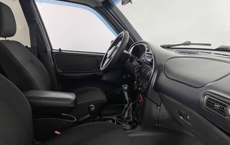 Chevrolet Niva I рестайлинг, 2015 год, 685 000 рублей, 13 фотография