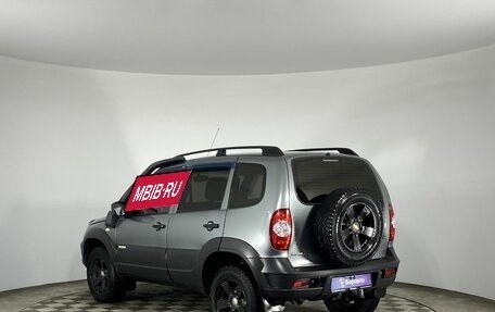 Chevrolet Niva I рестайлинг, 2015 год, 685 000 рублей, 7 фотография