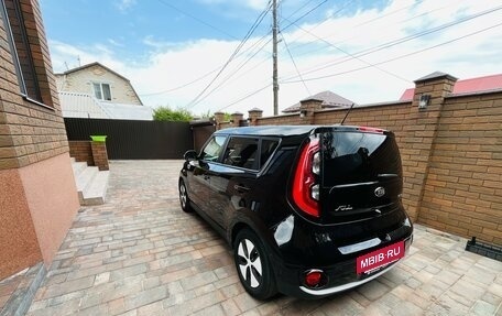 KIA Soul EV I, 2017 год, 1 795 000 рублей, 11 фотография