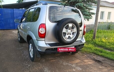 Chevrolet Niva I рестайлинг, 2010 год, 450 000 рублей, 9 фотография