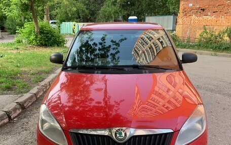 Skoda Fabia II, 2011 год, 380 000 рублей, 2 фотография