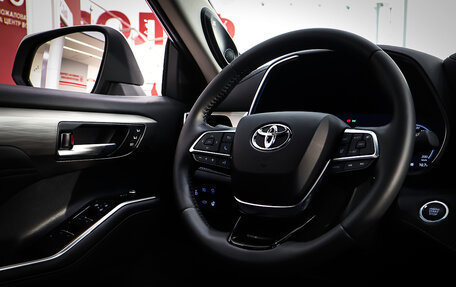 Toyota Highlander, 2025 год, 6 650 000 рублей, 12 фотография