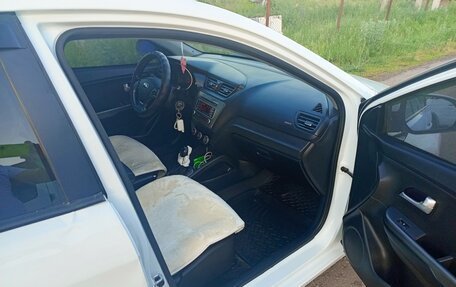 KIA Rio III рестайлинг, 2017 год, 1 041 000 рублей, 6 фотография