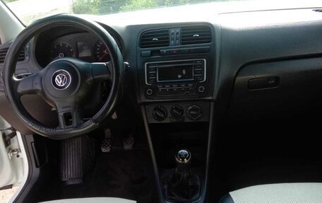 Volkswagen Polo VI (EU Market), 2015 год, 785 000 рублей, 9 фотография