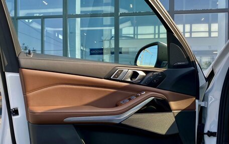 BMW X7, 2023 год, 15 699 000 рублей, 22 фотография