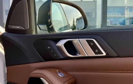 BMW X7, 2023 год, 15 699 000 рублей, 27 фотография