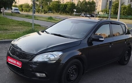 KIA cee'd I рестайлинг, 2011 год, 600 000 рублей, 1 фотография