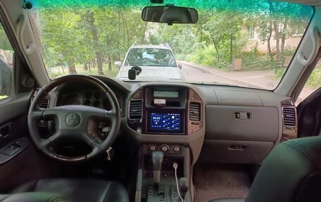 Mitsubishi Pajero III рестайлинг, 2002 год, 650 000 рублей, 11 фотография