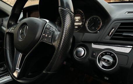 Mercedes-Benz E-Класс, 2012 год, 1 350 000 рублей, 3 фотография