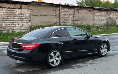 Mercedes-Benz E-Класс, 2012 год, 1 350 000 рублей, 4 фотография
