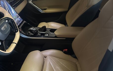 Geely Atlas, 2022 год, 2 500 000 рублей, 16 фотография