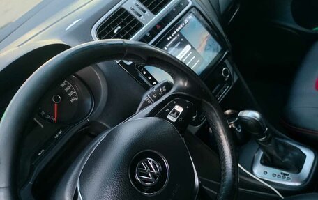 Volkswagen Polo VI (EU Market), 2017 год, 890 000 рублей, 13 фотография
