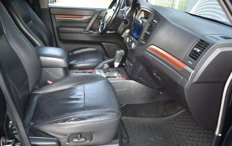 Mitsubishi Pajero IV, 2007 год, 1 735 000 рублей, 15 фотография