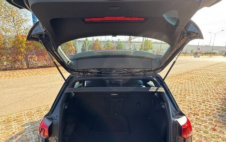 Volkswagen Golf VIII, 2021 год, 2 300 000 рублей, 3 фотография