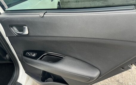 KIA Optima IV, 2019 год, 2 000 000 рублей, 28 фотография