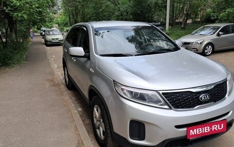 KIA Sorento II рестайлинг, 2013 год, 1 570 000 рублей, 2 фотография