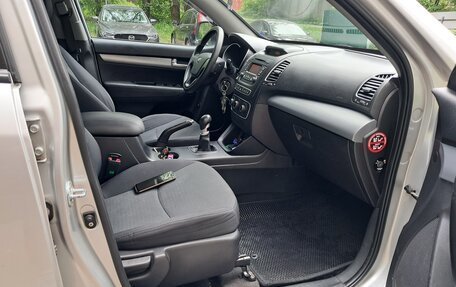 KIA Sorento II рестайлинг, 2013 год, 1 570 000 рублей, 15 фотография