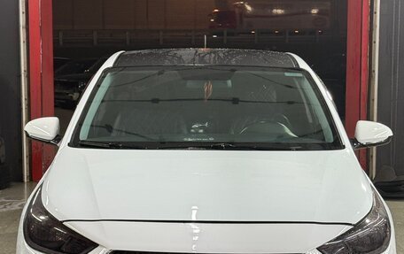 Hyundai Solaris II рестайлинг, 2019 год, 880 000 рублей, 2 фотография