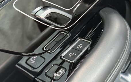 Land Rover Range Rover IV рестайлинг, 2018 год, 6 700 000 рублей, 31 фотография